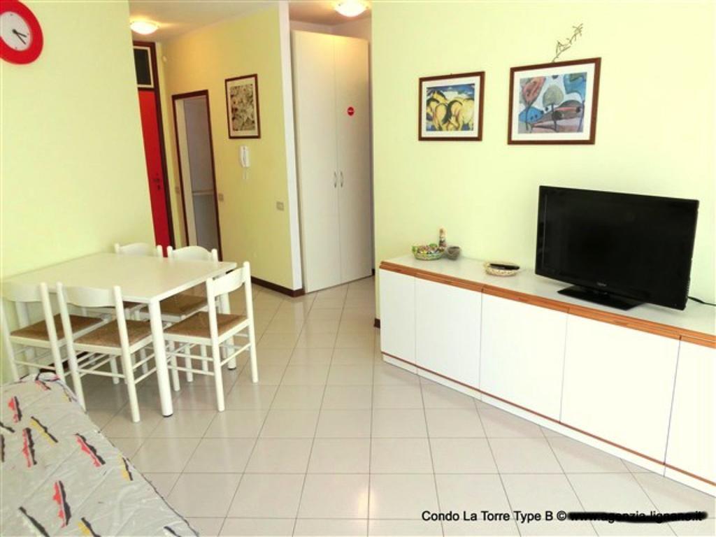Lignano Sabbiadoro With Pool Apartment Ngoại thất bức ảnh