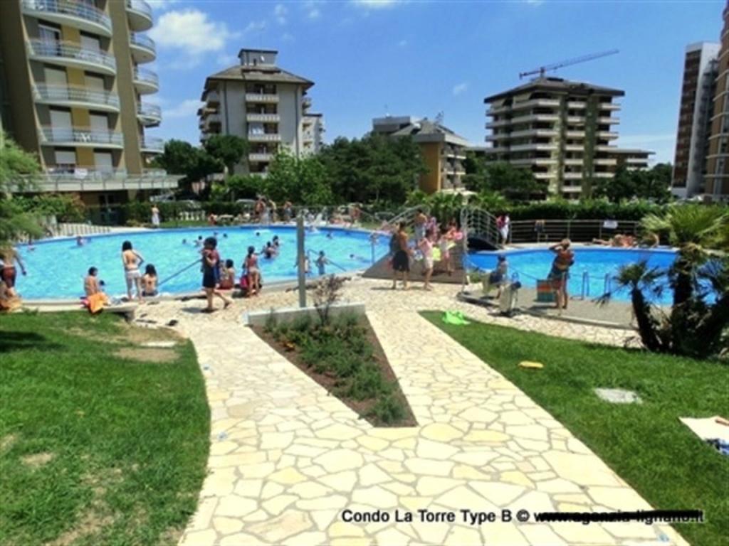 Lignano Sabbiadoro With Pool Apartment Ngoại thất bức ảnh